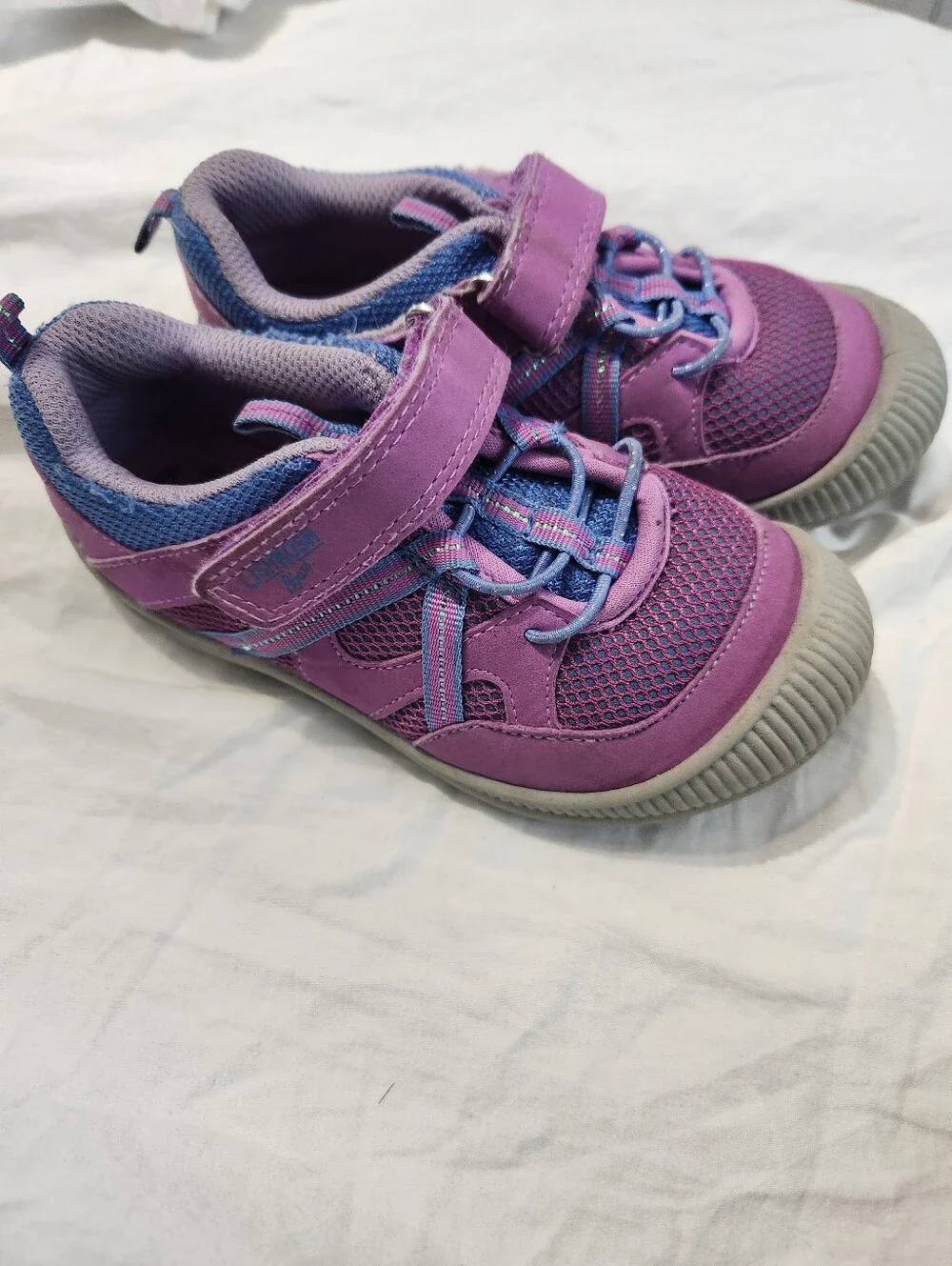 OshKosh Size 11 Athletic Sneakers